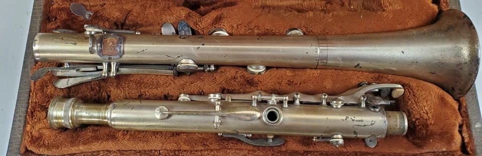 1928 C. G. CONN 624N-B "BLINDADO" Bb PLATA METAL CLARINETE ELKHART DE COLECCIÓN RARO Foto 2 de 4