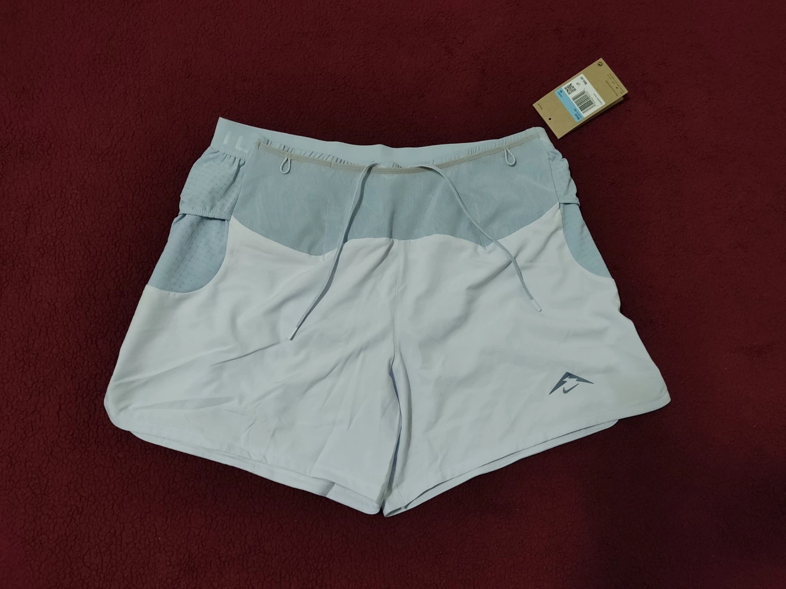 Brand New Nike brief line trail running shorts Dri-Fit HJ3572-085 Size Medium
Opens in a new window
