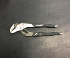 Husky Pliers 878060 Adjustable Black Handle