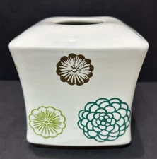 Wamsutta Graphic Tissue Box Cover