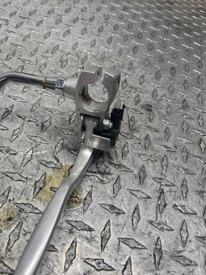 Suzuki Boulevard C 2005 50 Vl 800 embrague palanca percha y espejo Foto 3 de 4