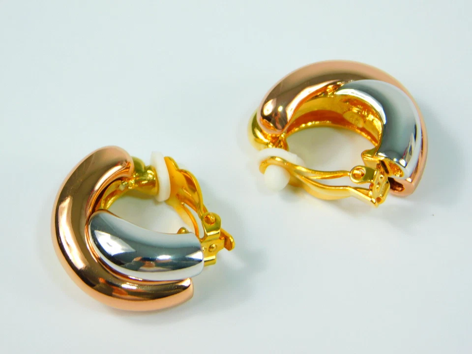 Pendientes Joan Rivers Tricolor Oro Plata y Oro Rosa Tono Clip Retorcido 1.25" Foto 4 de 4