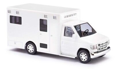 BUSCH Modell Bausatz / Teile 1:87/H0 Fahrzeug, Ford E-350 Flachdach, weiß #60257