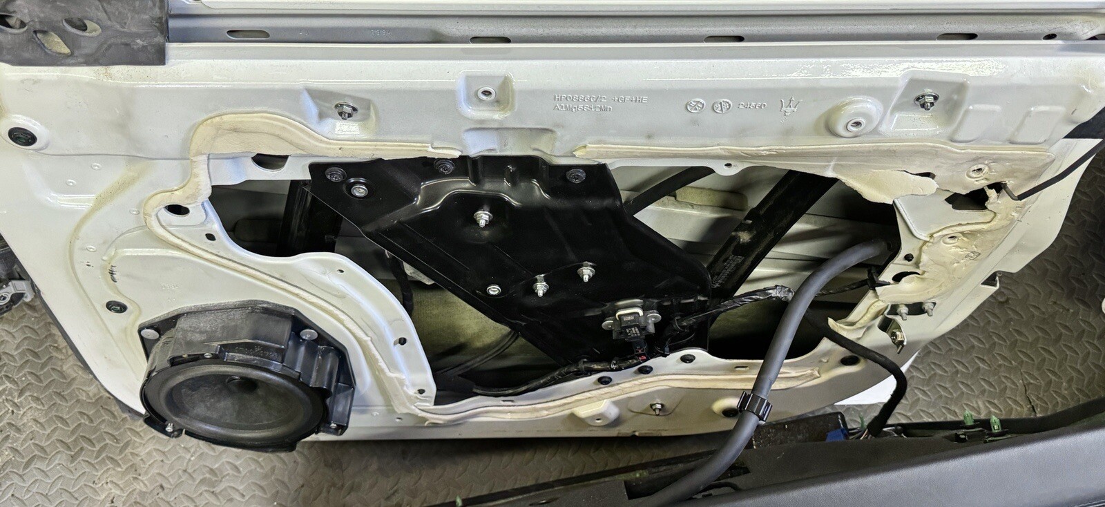 2014 - 2023 Maserati Ghibli Front Right Door RH Passenger NO GLASS White