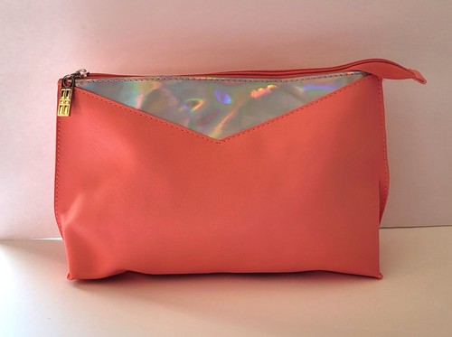 Elizabeth Arden Make-Up Pouches / Travel Bags 2pcs. Blue and Peach Colors. New - Picture 13 of 13