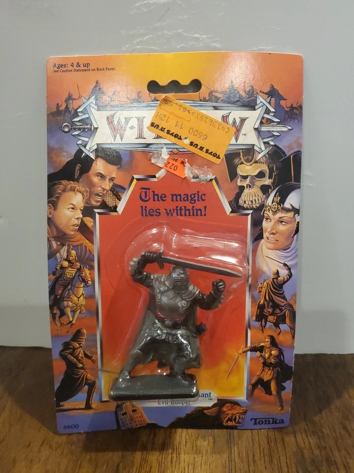 Figura Tonka vintage 1988 Willow Nockmar teniente soldado malvado nueva en paquete  Foto 2 de 4
