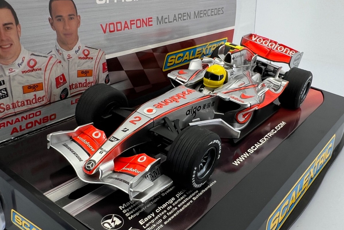 Scalextric C2837 McLaren MERCEDES F1 2007 Alonso Hamilton Slot Car