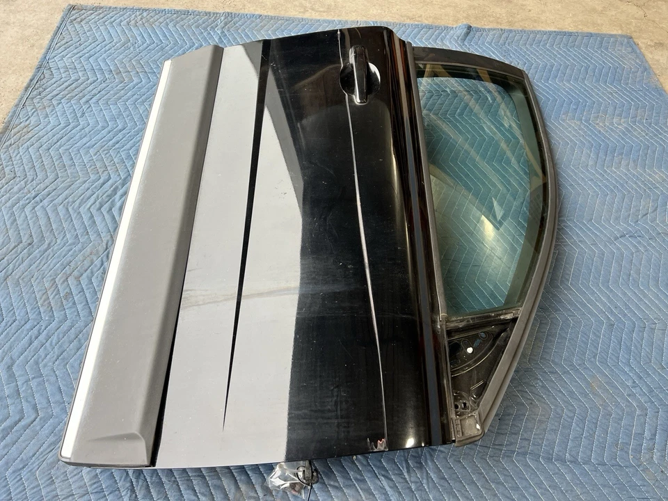 Volvo XC70 2008-2011 pasajero puerta delantera negra con vagón de vidrio OEM #4286E Foto 2 de 4