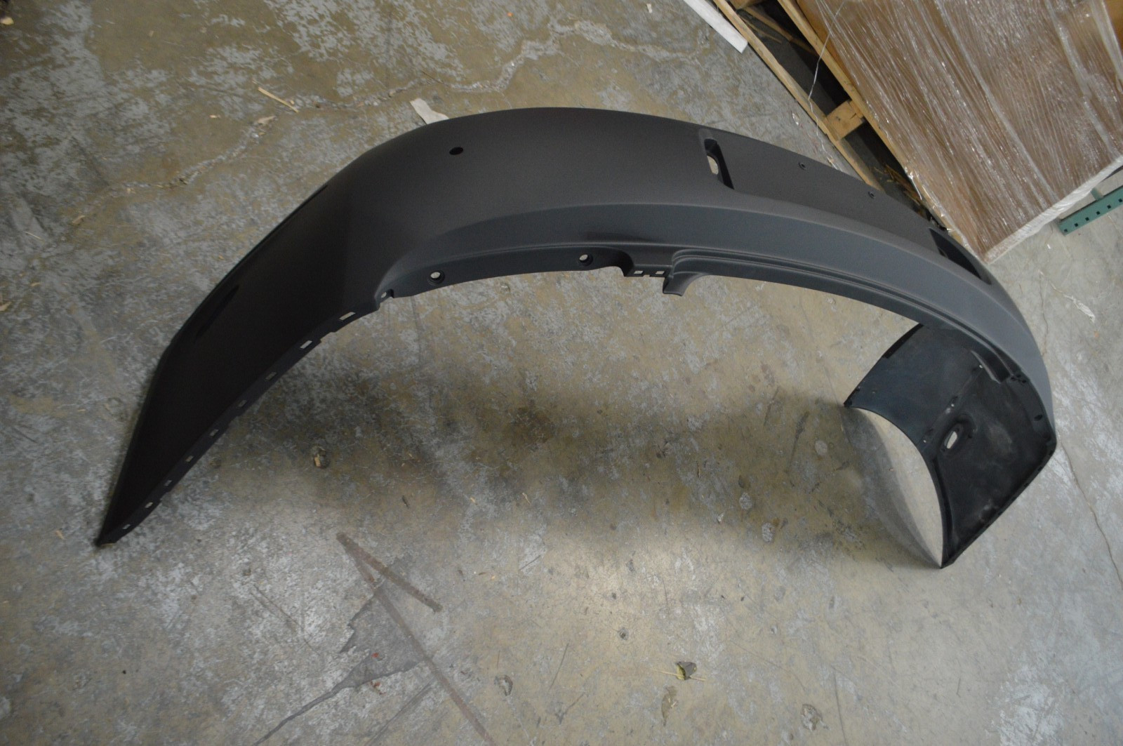 2003 2004 2005 2006 2007 2008 2009 2010 BENTLEY CONTINENTAL GT REAR BUMPER COVER