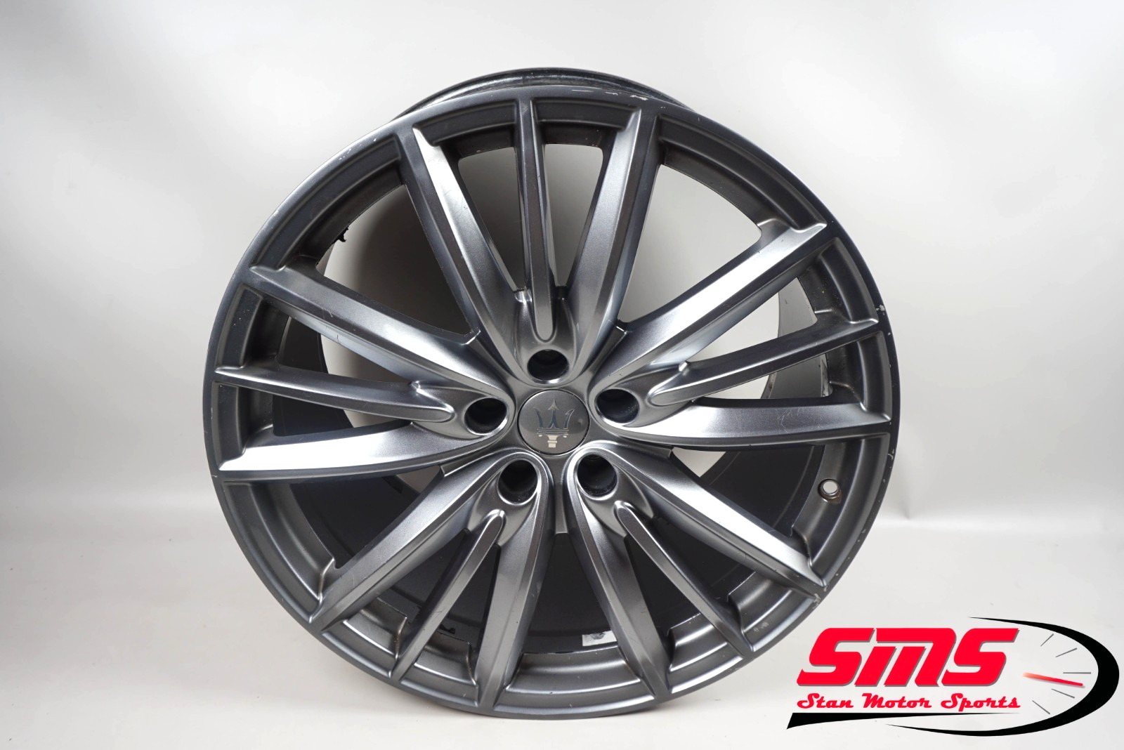18-24 Maserati Quattroporte Rear Wheel Rim 20x10.5 20" OEM