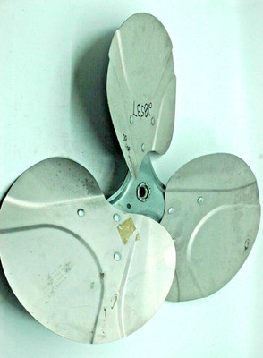 -BLADES, HEAVY DUTY FAN, 3 WING, 18'' 25 DEG. PITCH, 1/2'' BORE FOR C IRCULATOR FA