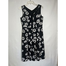 Talbots Size6P Black White Floral V Neck Cotton Blend Lined Gather Waist Dress