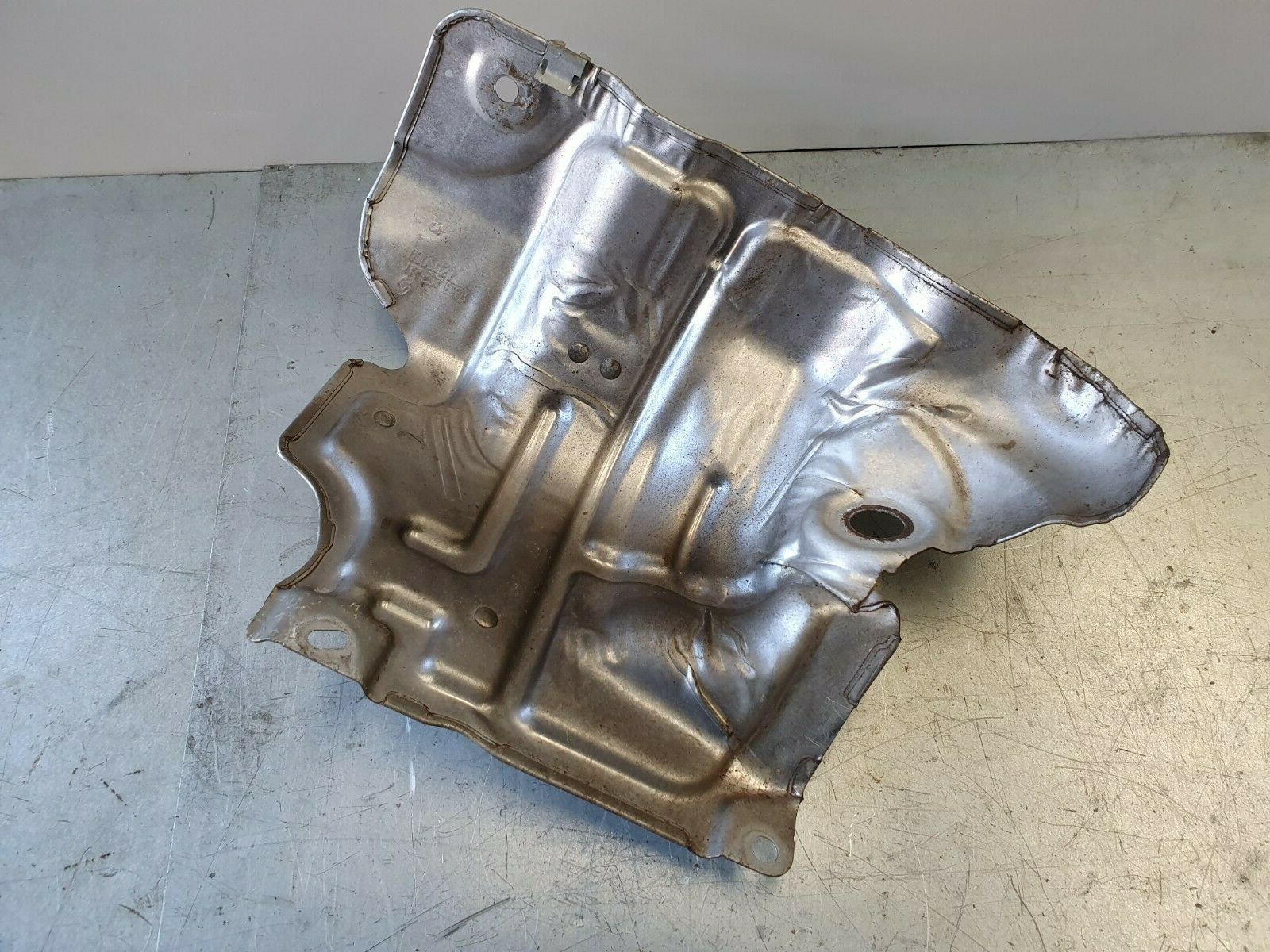 NISSAN QASHQAI J11 1.2 PETROL 2014-2018 TURBO HEAT SHIELD COVER | eBay
