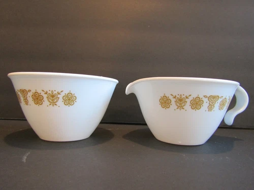 Corelle Corning~BUTTERFLY GOLD~Creamer & Open Sugar BOWL~Sunrise~Yellow Flowers