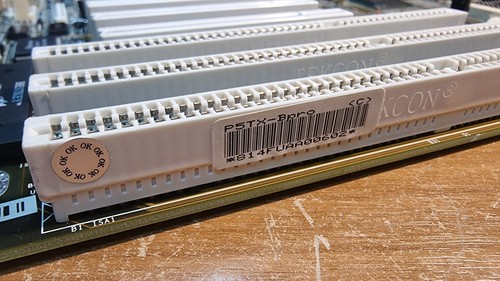 P5TX-Bpro Rev:3.1 - ECS - Pentium MMX 200MHz - 48MB Ram - 第 7/12 張圖片