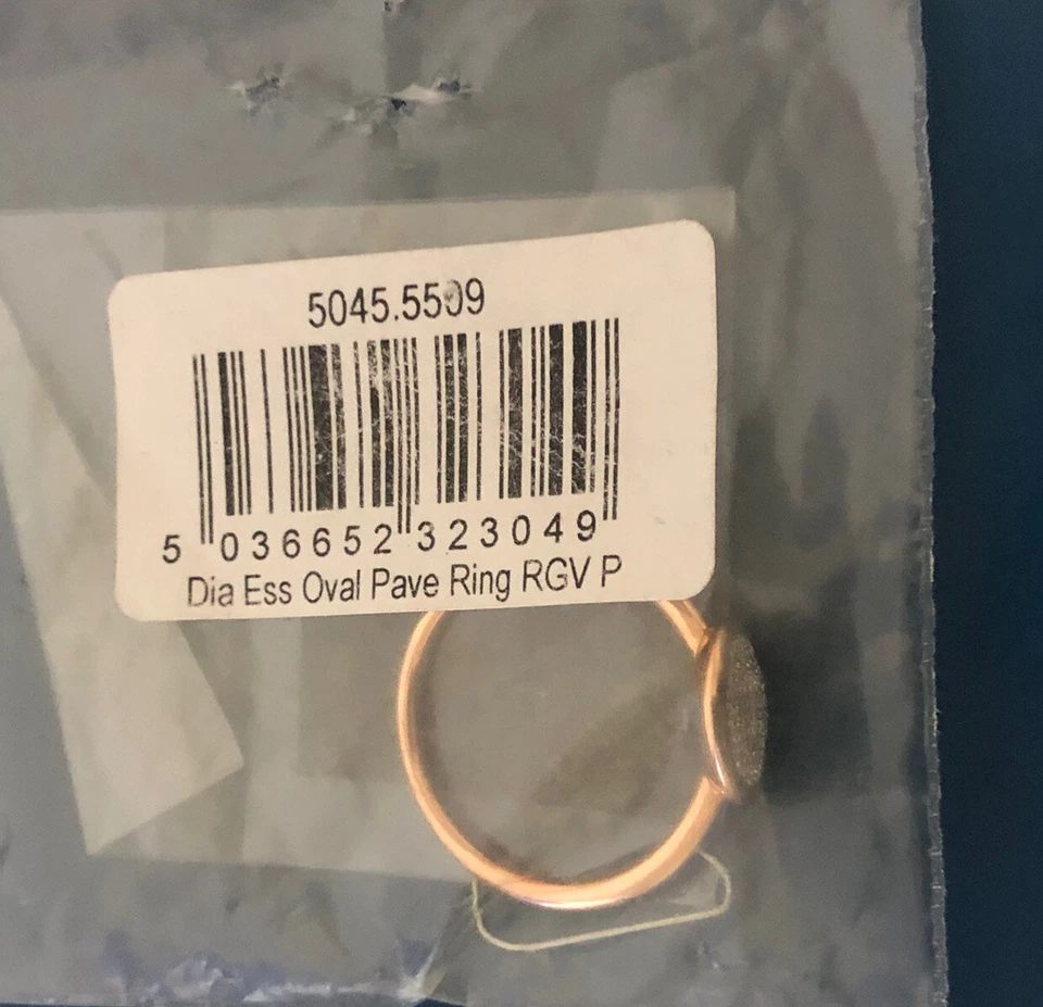 Anillo ovalado Links of London de diamantes esenciales de oro rosa talla P 8 Foto 3 de 4