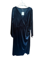 BloomChic Velvet Ruched Surplice Neckline Midi Dress Sz 18-20 Black NWT