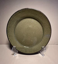 Jugtown Ware-North Carolina Southern Pottery-Dinner Plate V. Owens signed 2006