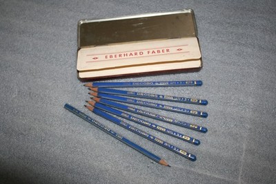 Eberhard Faber alte Blechdose mit 6 Decoro 1270  Bleistifte B  NEU