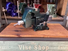 RESTORED  VINTAGE COLUMBIAN  D 45 BENCH VISE  5 In JAW  41 LBS USA