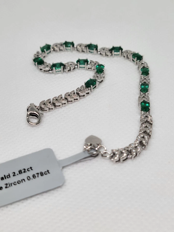 2.82 克拉天然正品生动绿眼清洁翡翠手链 7.07 G — 第 4/4 张图片