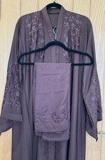 ladies abaya's