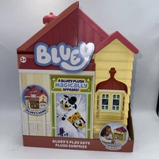 Bluey's Play Date Plush Surprise - Decorate House with Stickers Toy