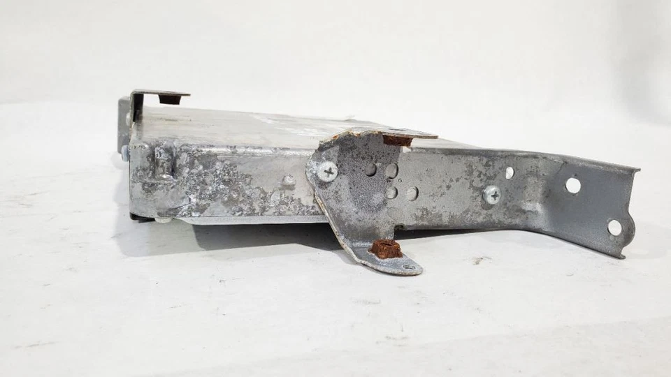 Engine Computer Module ECM 4.7L 89661-60d30 OEM 2006 Lexus GX470     - Image 3 of 4