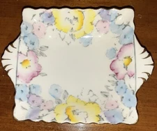 Crown Staffordshire Bone China Floral Scalloped Gold Trim Bon Bon Dish 4"