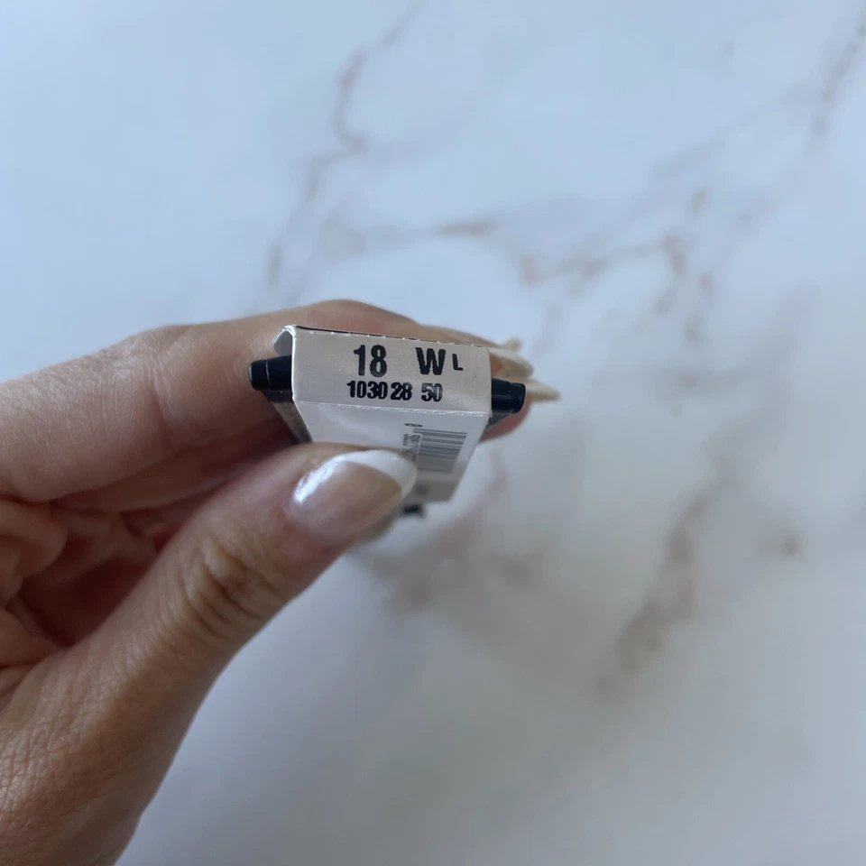 Correa de reloj Hirsch Modena cocodrilo en relieve 18 mm negra 103028 W L 50 Classic F10 Foto 2 de 4