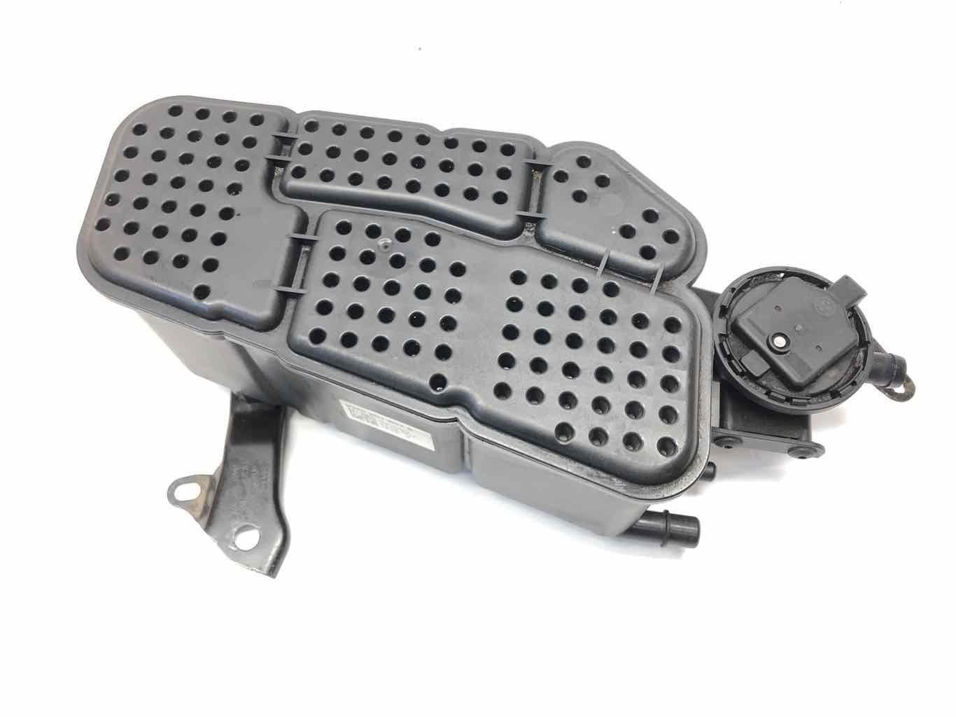 CHARCOAL CANISTER WITH EVAP PUMP 8W0201801E AUDI A4 S4 A5 S5 2017 2018