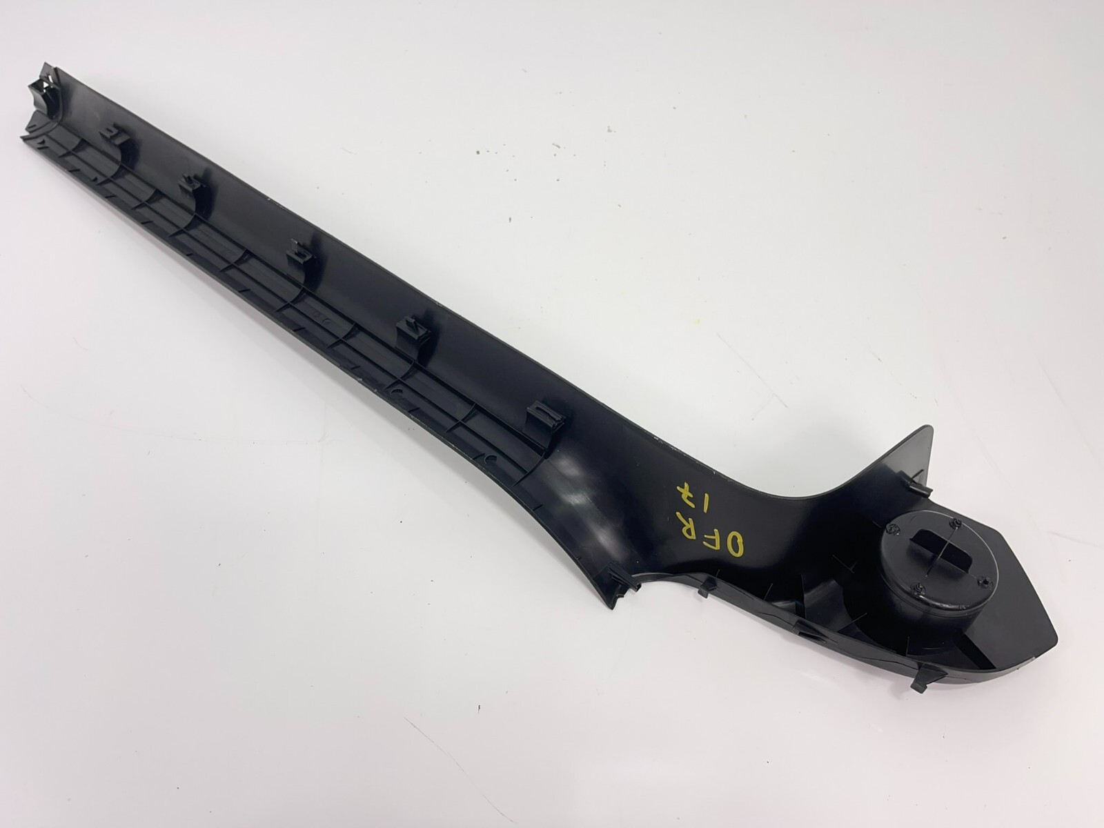 TESLA MODEL X LOWER SILL SCUFF PLATE TRIM LEFT 2016 2017 2018 2019 2020 1059958