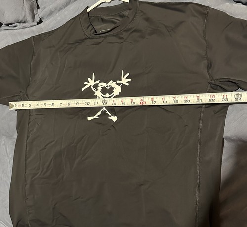 Men's 'Stickman' Pearl Jam Swim/Sun Shirt Rash Guard - Short Sleeve - Size Large - Picture 4 of 4