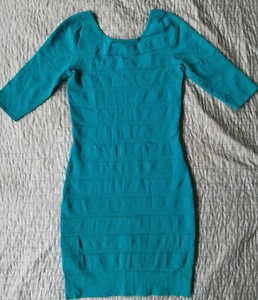 emerald green bodycon mini dress