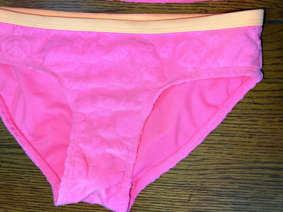 Justice Pink Embossed Peace Sign Bikini EUC Girls 2 Piece Swimsuit Size M (10) - Image 3 of 4