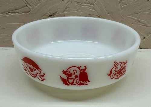 Vintage Pyrex Circus Clown Milk Glass Bowl