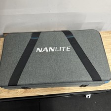 Nanlite PavoTube Slim 120b LED Light And Case Excellent Condition