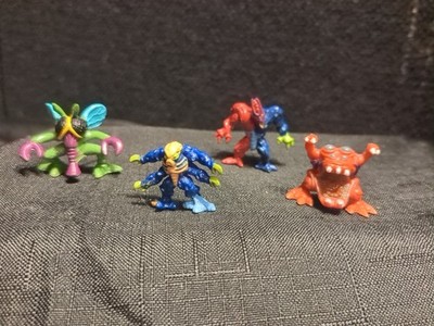 Vintage Mutant Fistful of Aliens Mini Figures Lot of 4