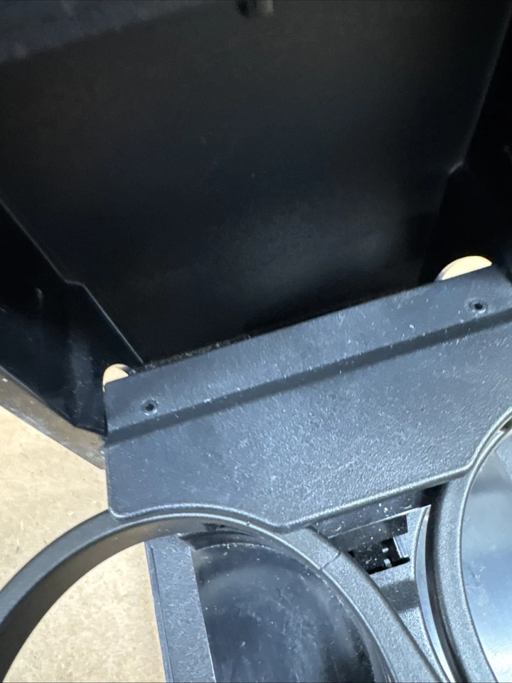 Subaru Impreza Sti Wrx 2005 2006 2007 consola central portavasos OEM B159 Foto 3 de 4