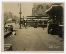 Vintage 1907 Great Shot DELANCEY & Essex St. Trolley & Street Vendors NYC Photo