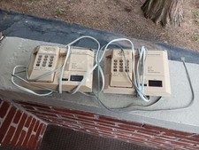 VINTAGE LOT OF 2 SANYO HANDY TELEPHONE TH2000M OLD PHONES