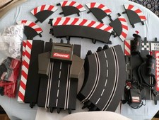 Ein Konvolut Carrera Evolution Schienen Inkl. Start-Schiene, Controller, Rundenz