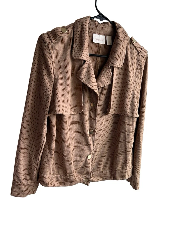 Chaqueta Chico's Talla 1 M 8/10 Bronceado Brien Blazer Moto Snap Frontal Imitación Gamuza Elastizada Foto 2 de 4