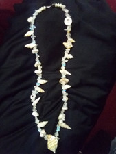Handmade Egg White Color Seashell Necklace, Ethnic Motif