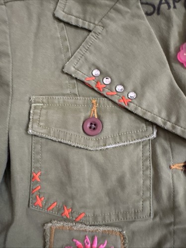 Mimi & Maggie Girls Flower Embroidered PatchworkJacket Size Medium NWT - Picture 2 of 12