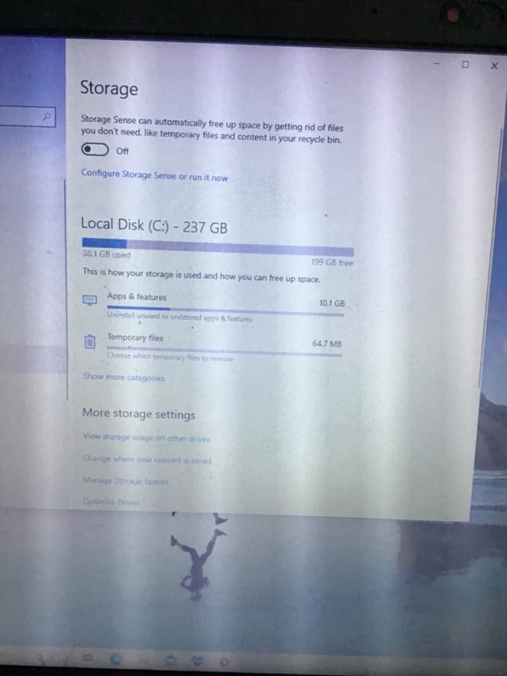 Lenovo V130-15iKB Intel i7 2.5GHz 8GB RAM 256gb SSD 15.6" Win 10 Laptop - Image 3 of 4