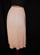 Beige Vintage Vanity Fair skirt slip, Medium, Tricot nylon, side slit 14",