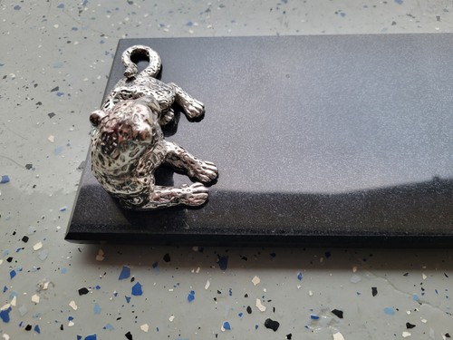 Figural Black Slate & Metal Cheetah Bread Board - Picture 4 of 10