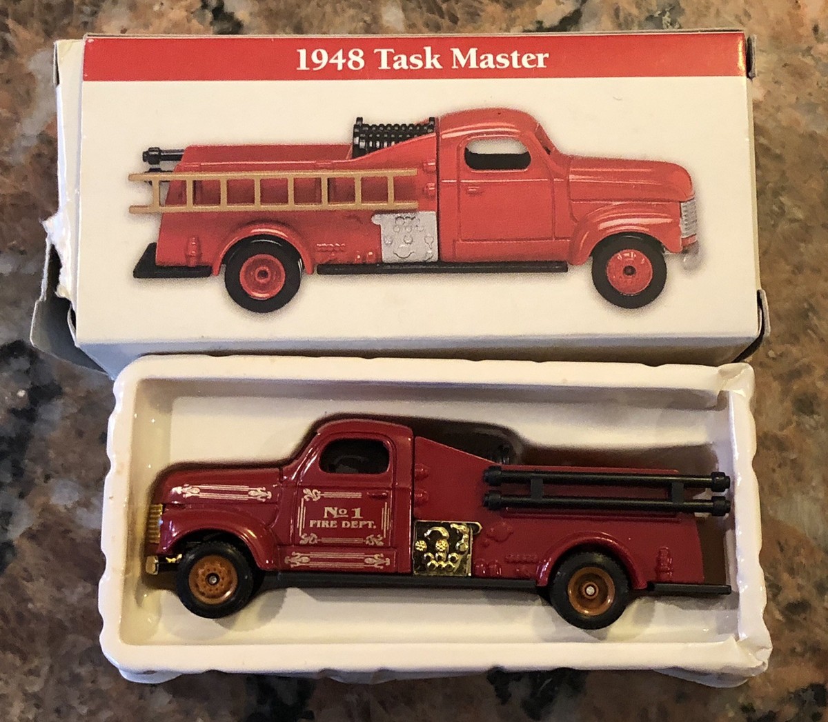 1948 Task Master Fire Truck 1999 Readers Digest Association 3.5