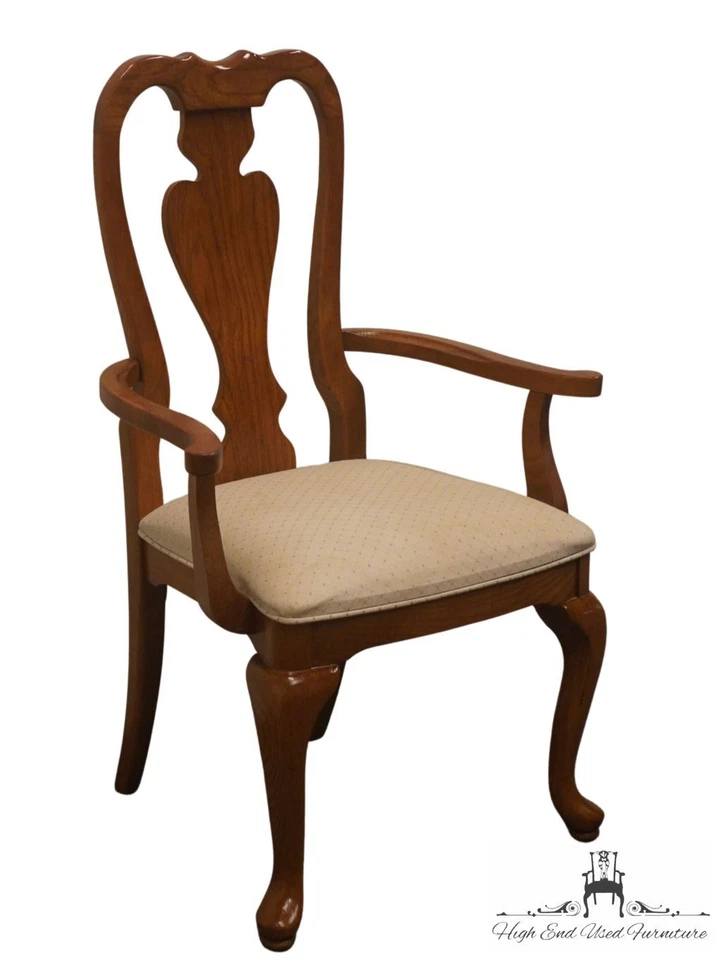 Sillón de comedor francés rústico rural Stanley Furniture 76811-60 Foto 2 de 4